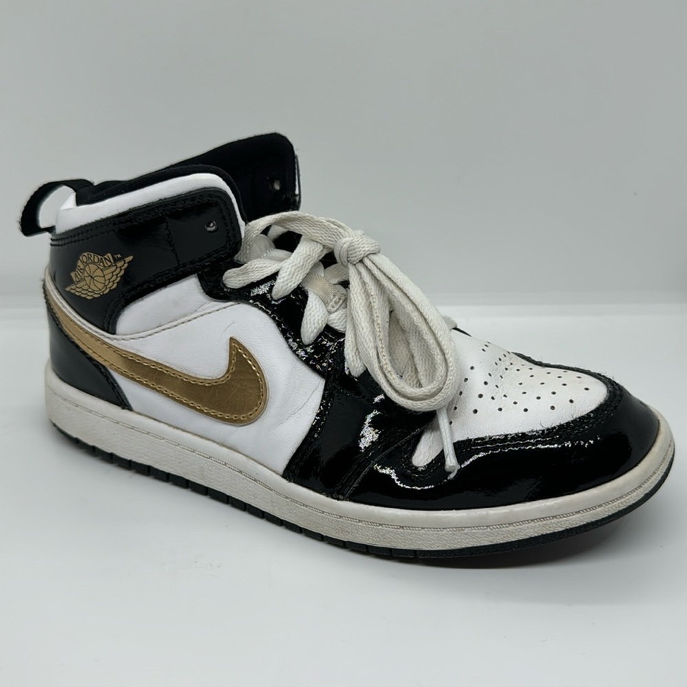 Air Jordan 1 kids (2.5)